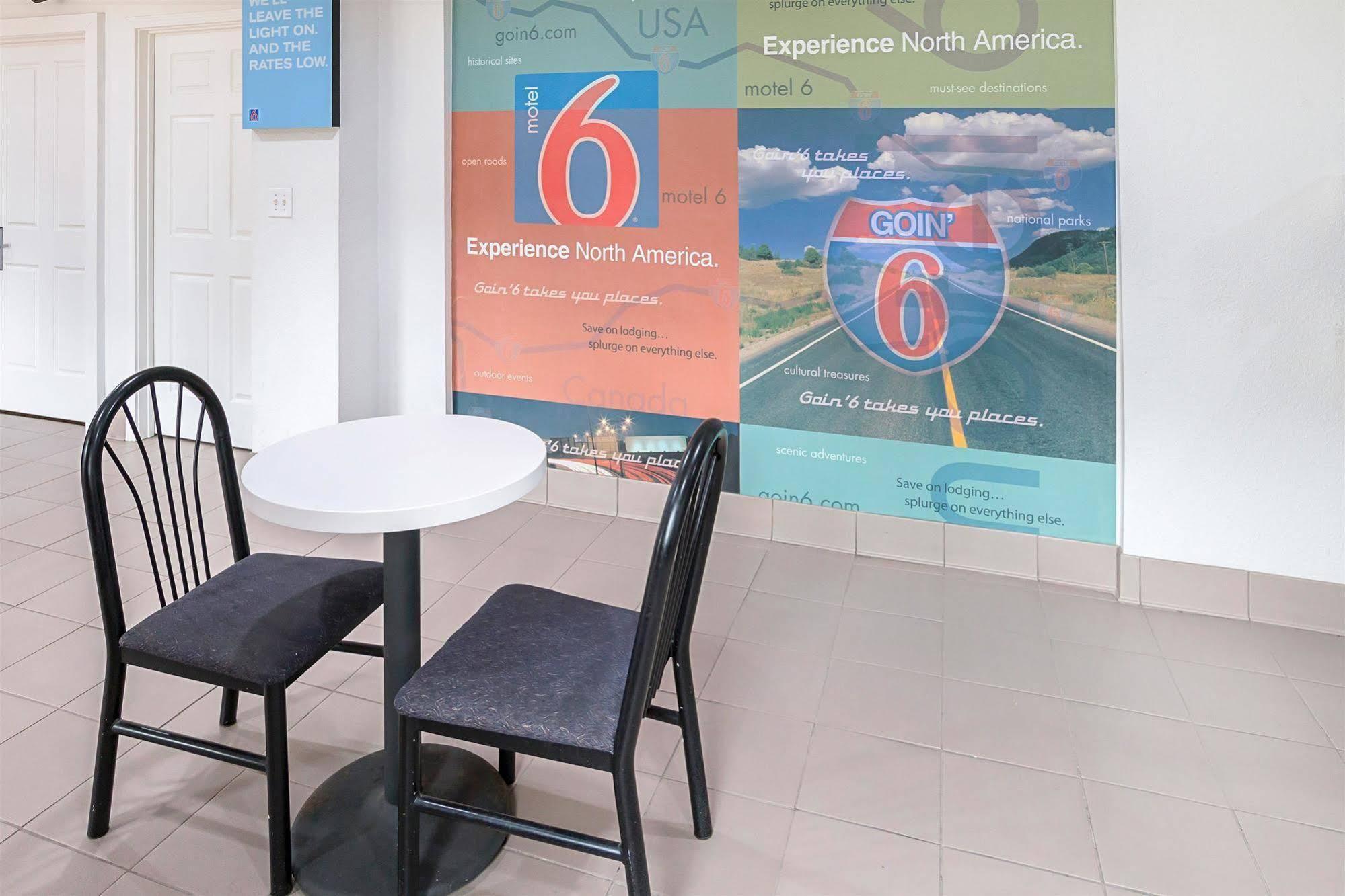 Motel 6-Grand Prairie, Tx - Near Six Flags Drive Exterior foto