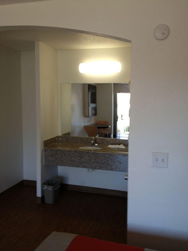 Motel 6-Grand Prairie, Tx - Near Six Flags Drive Exterior foto